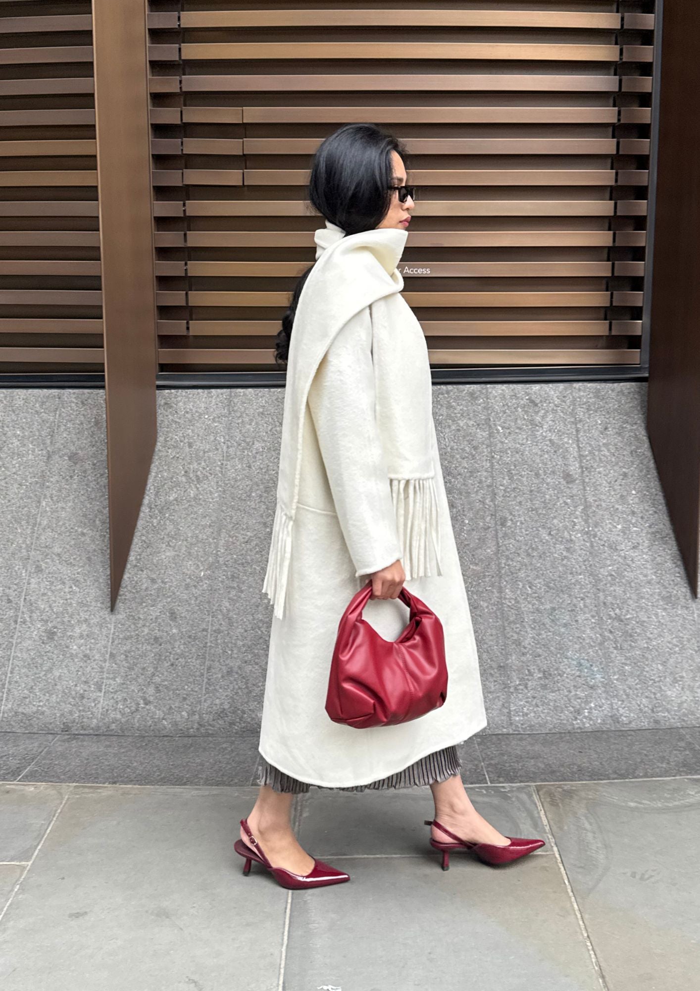 The Neighbour Coat - Off White