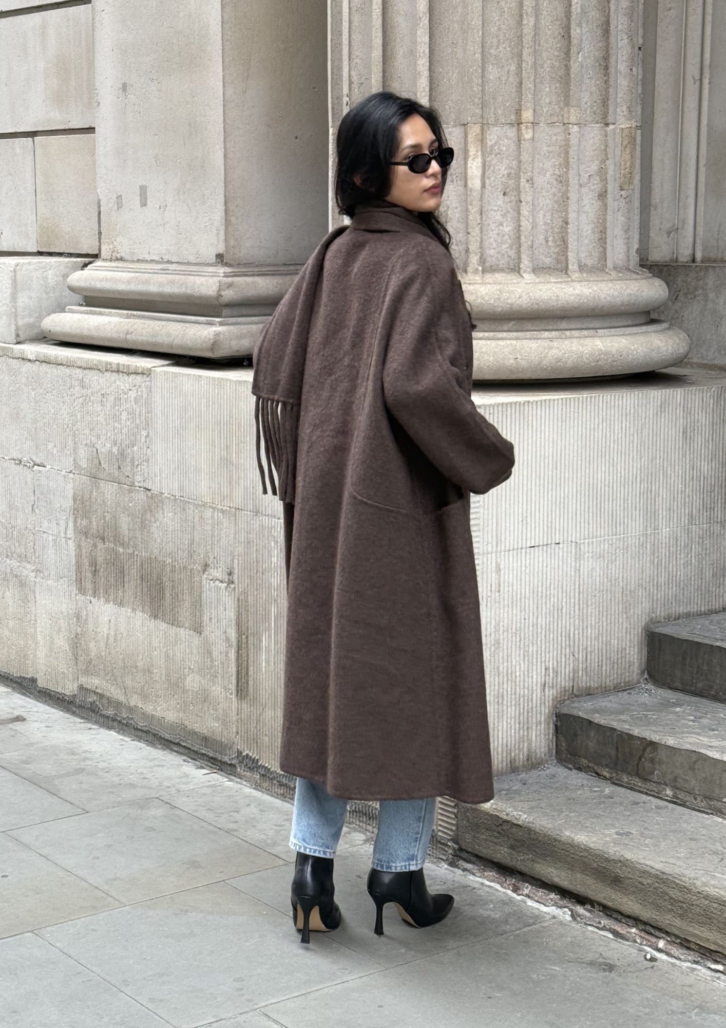 The Neighbour Coat - Brown