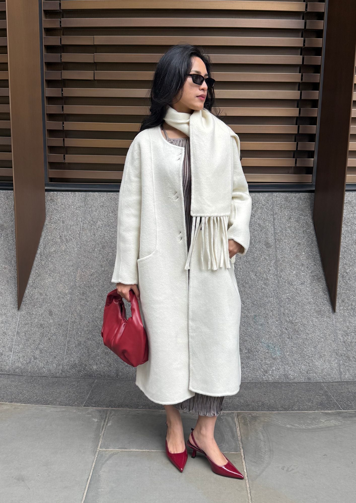 The Neighbour Coat - Off White