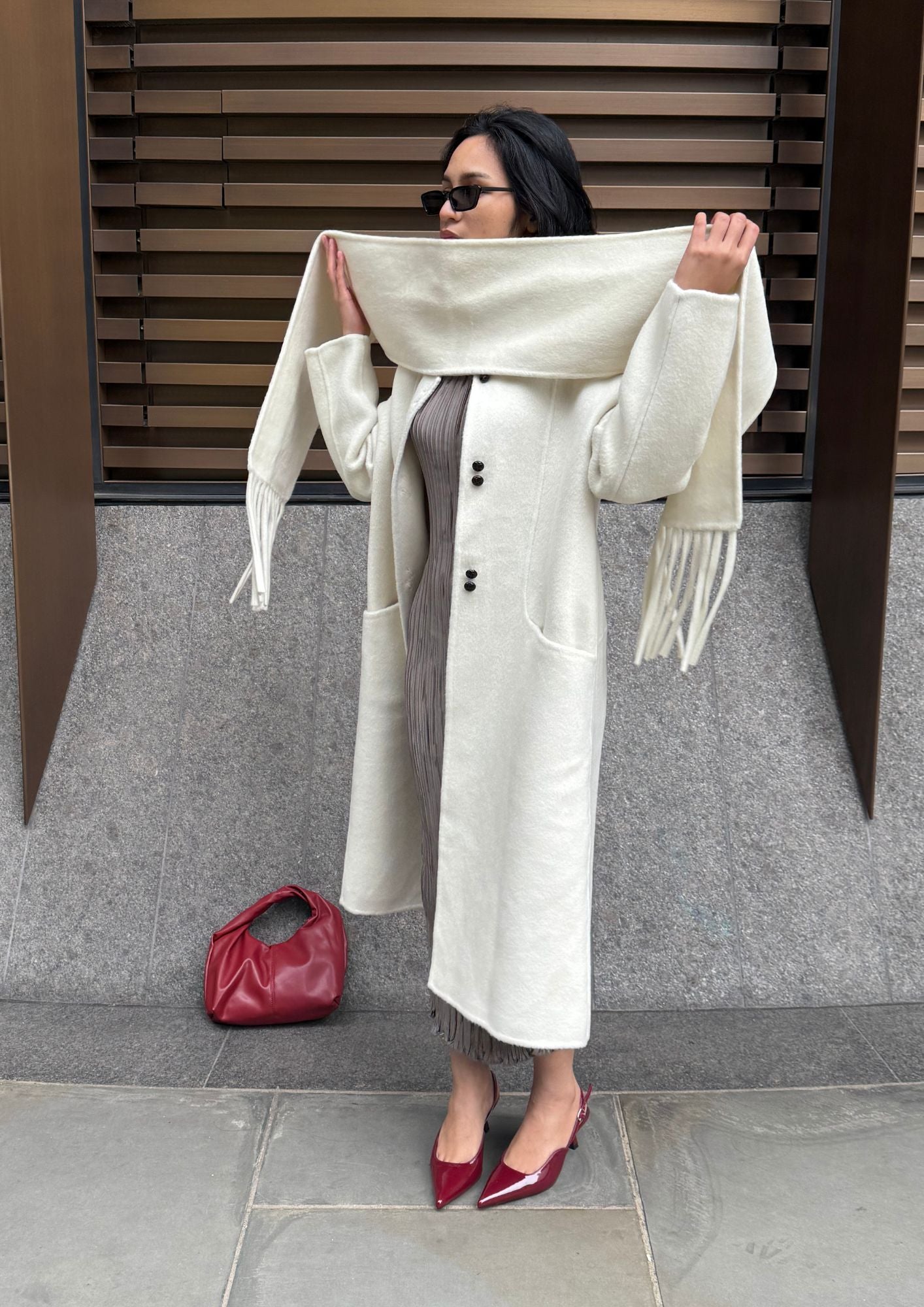 The Neighbour Coat - Off White